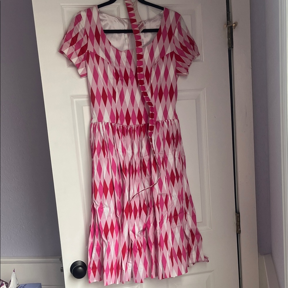 Pinup couture valentine harlequin dress w/ matching belt. 
New, smoke free home